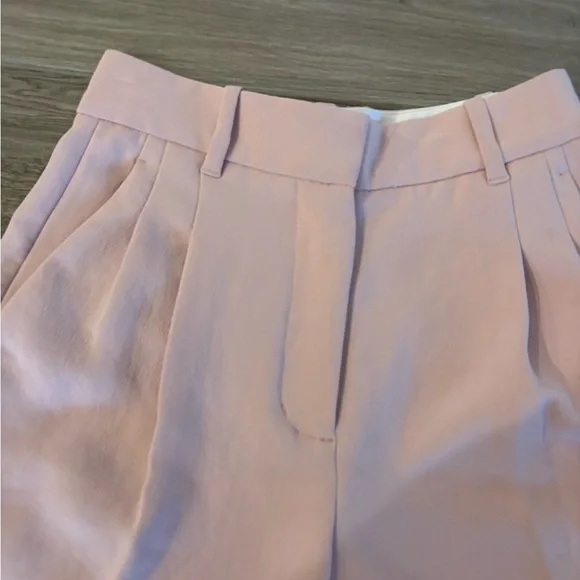wilfred aritzia shorts - Picture 2 of 5